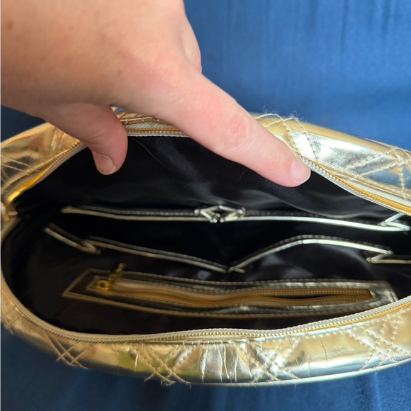 PurseN Quilted Metallic Crossbody - Silver - Picture 12 of 15